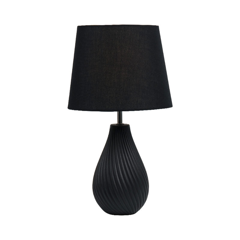 Jednostavna kućna spavaća soba noćna lampica