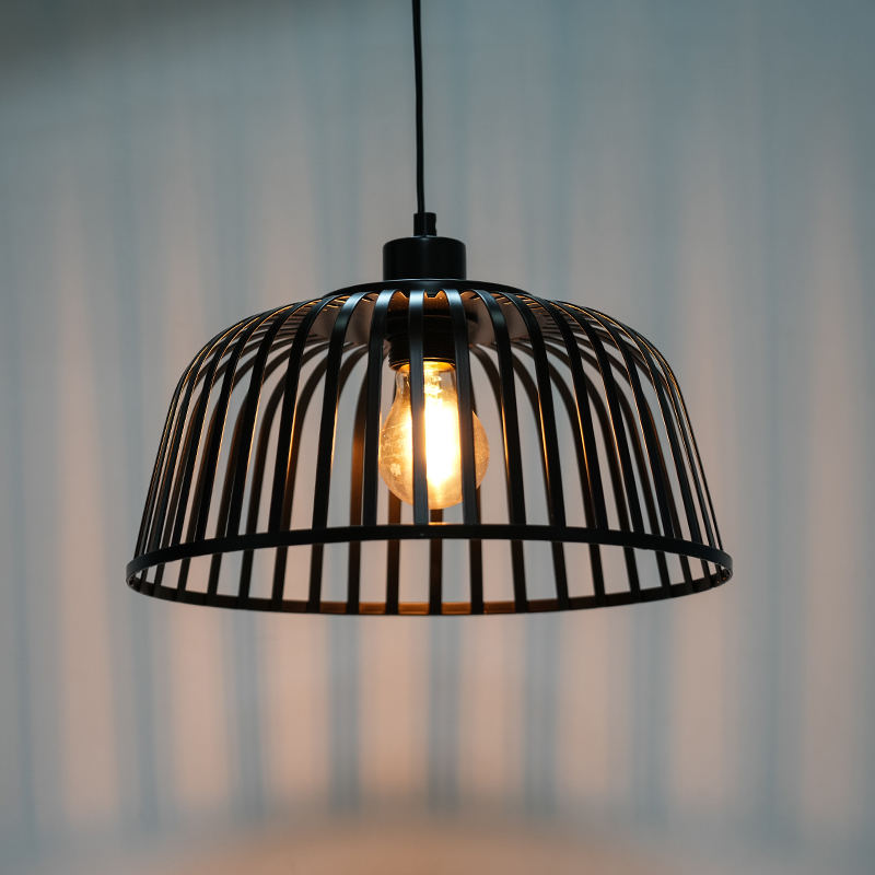 Vintage željezni luster