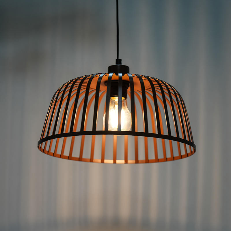 Vintage željezni luster