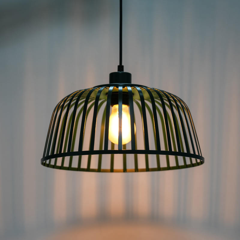 Vintage željezni luster